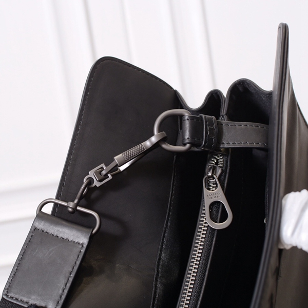 ボッテガヴェネタバッグ着用イメージ